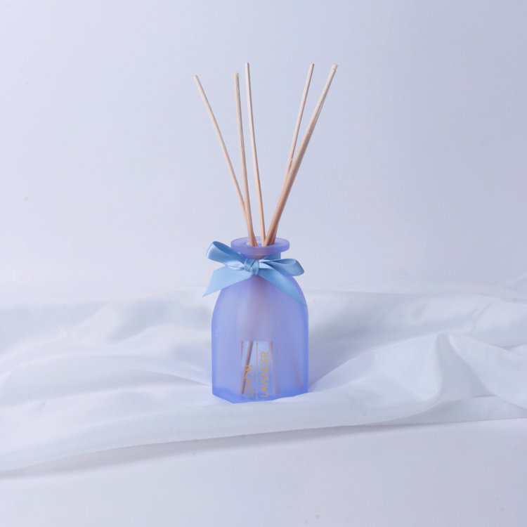 120ml reed diffuser in frosted glass bottle in box for home